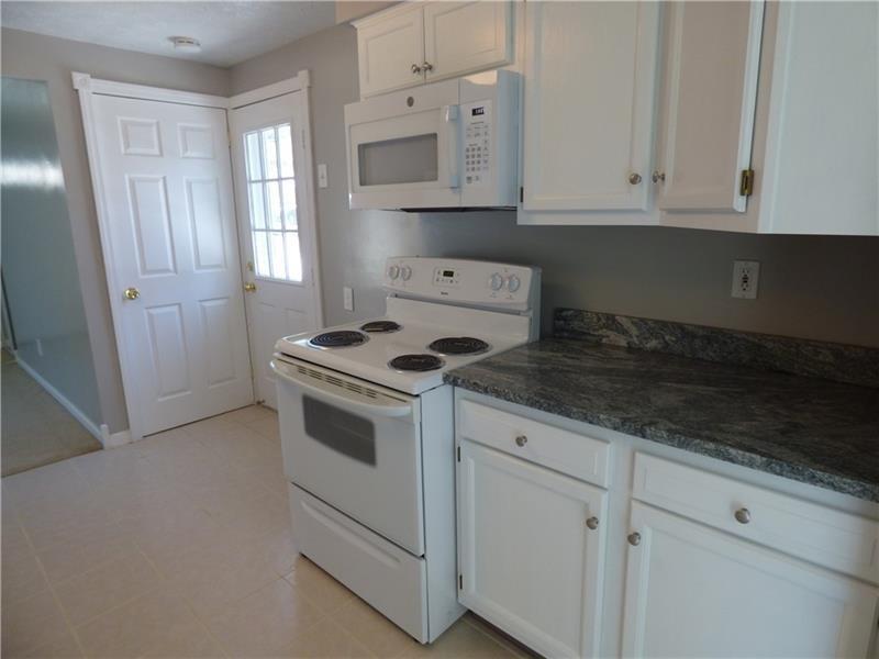 470 Spring Valley Road West Mifflin, PA 15122 - Photo 8 of 28 Gallery Image 8