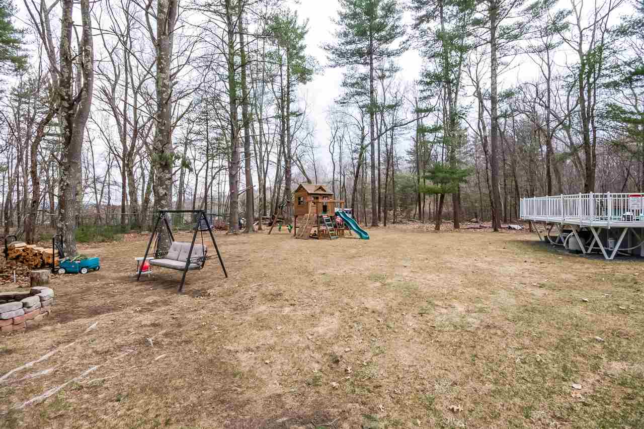 17 Heritage Hill Road Windham, NH 03087 - Photo 31 of 35