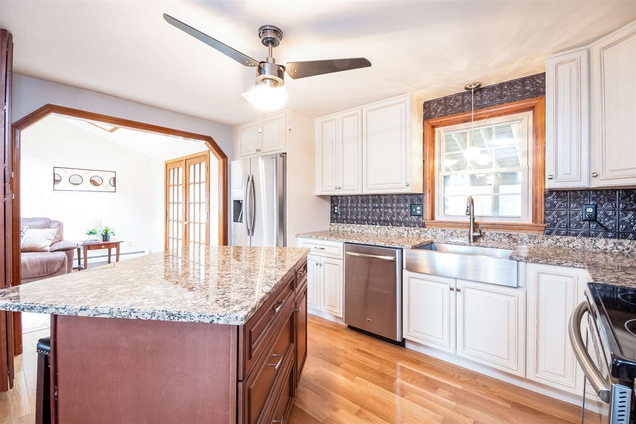 17 Heritage Hill Road Windham, NH 03087 - Photo 5 of 35