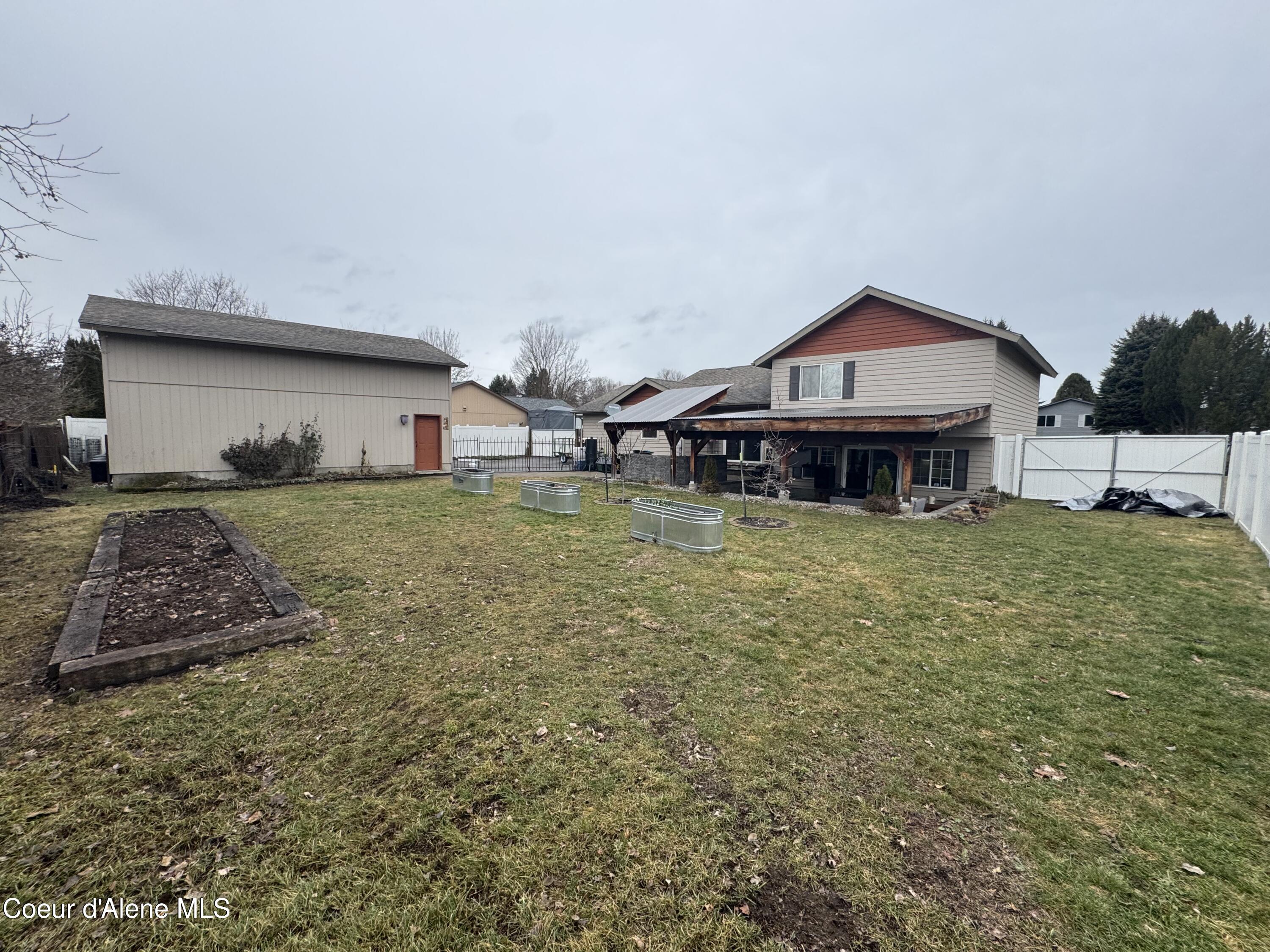858 Maple Place Hayden, ID 83835 - Photo 2 of 5 IMG_4349