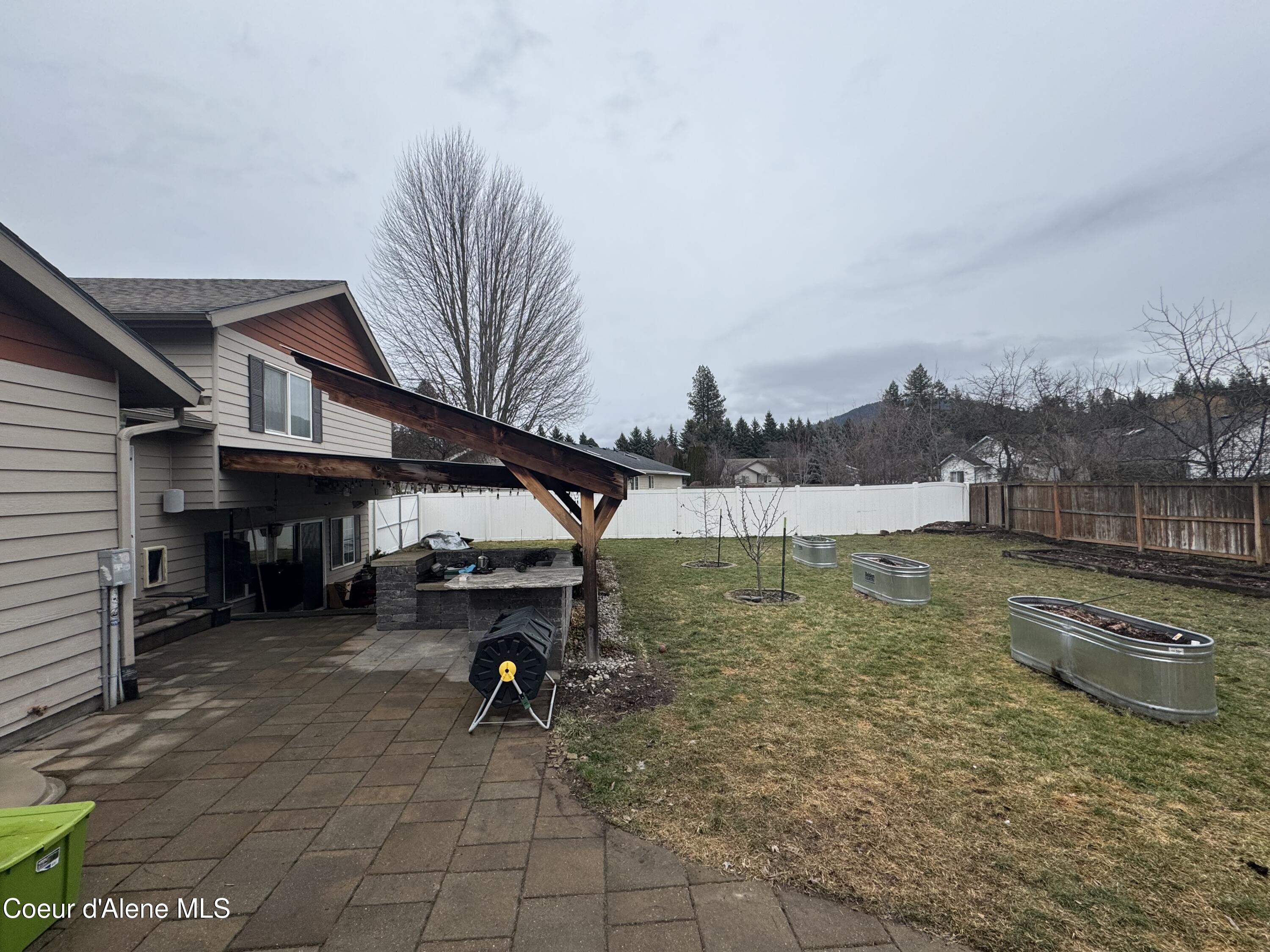 858 Maple Place Hayden, ID 83835 - Photo 5 of 5 IMG_4347