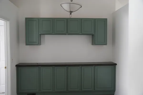 $369,900 | 7727 Bay Tree Drive, Ypsilanti, MI 48197