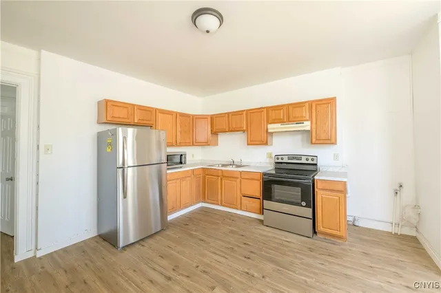 $1,500 | 50 East 4th Street, Oswego, NY 13126