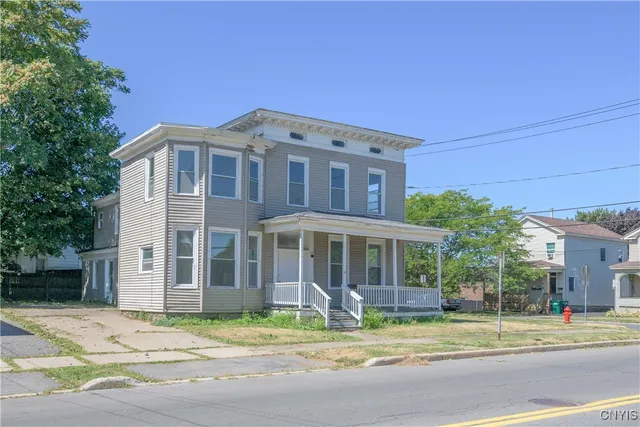 $1,500 | 50 East 4th Street, Oswego, NY 13126