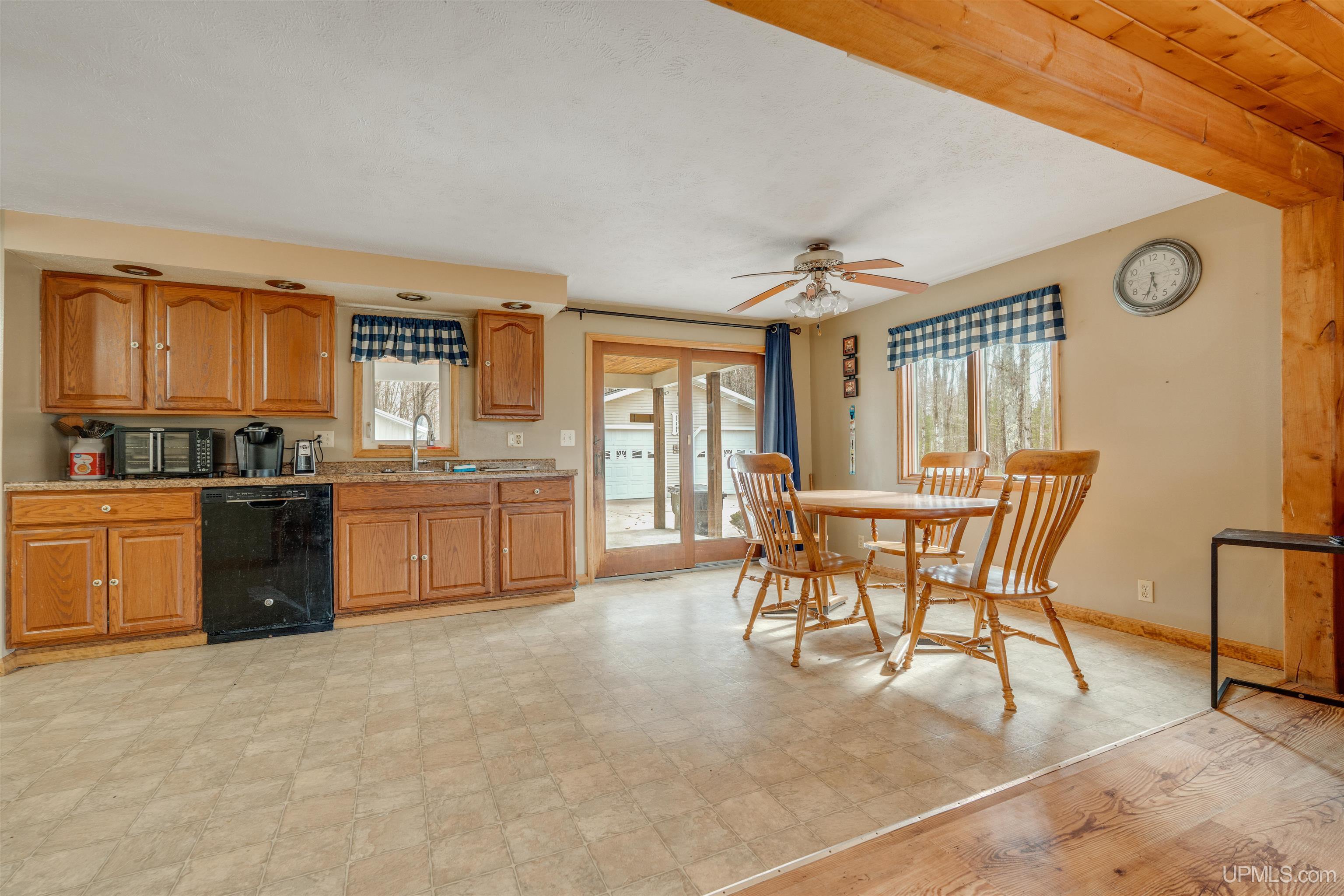 1683w Quarry Road Gulliver, MI 49840 - Photo 16 of 37