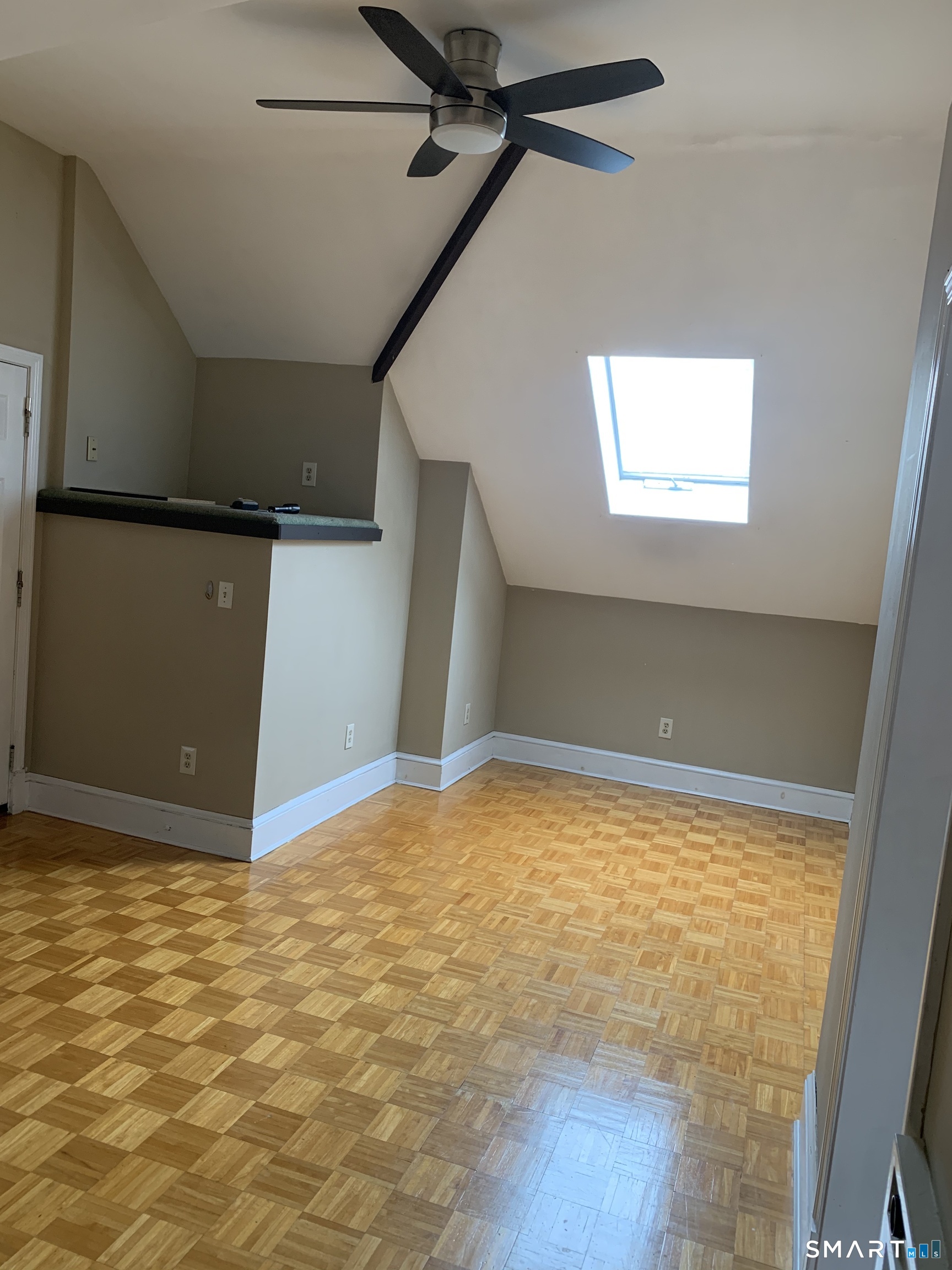 2 Bretton Road West Hartford, CT 06119 - Photo 35 of 41 3rd Floor Living Room