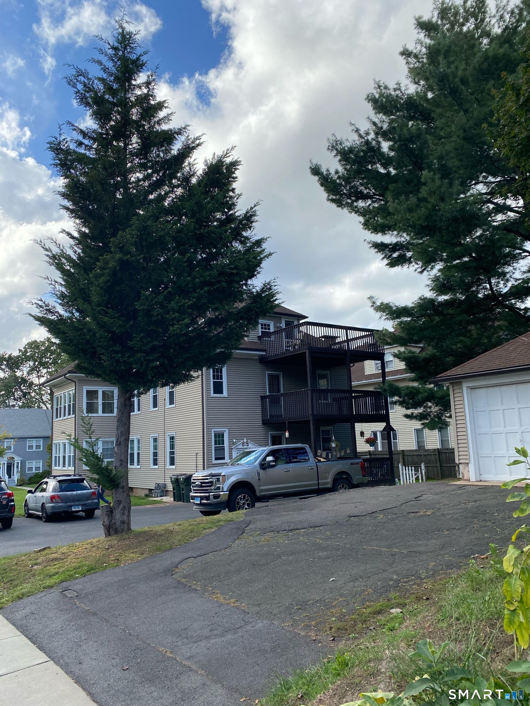 2 Bretton Road West Hartford, CT 06119 - Photo 39 of 41 2nd Driveway and Garage