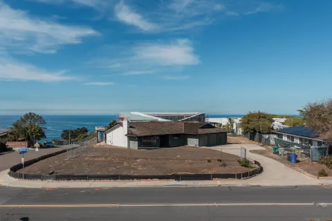 $5,595,000 | 8504 Prestwick Drive, La Jolla, CA 92037