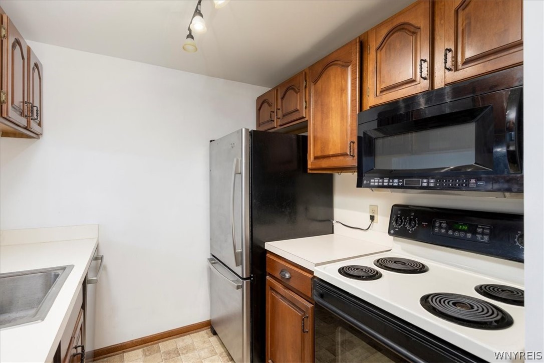 270 Buffalo Road, Unit 1 East Aurora, NY 14052 - Photo 11 of 27