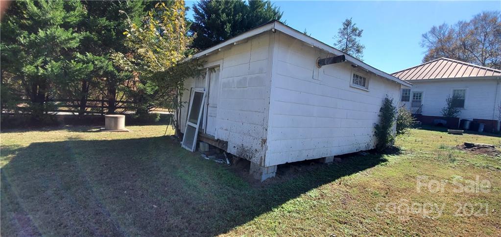 2251 Boheler Road Clover, SC 29710 - Photo 26 of 29 a view of a house with a yard