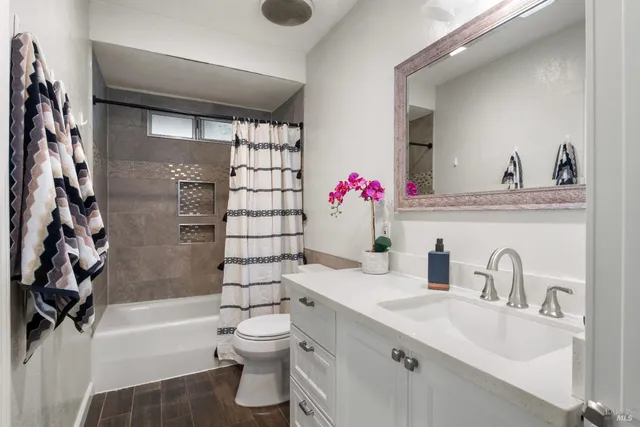 $349,000 | 27214 Bear Drive, Willits, CA 95490