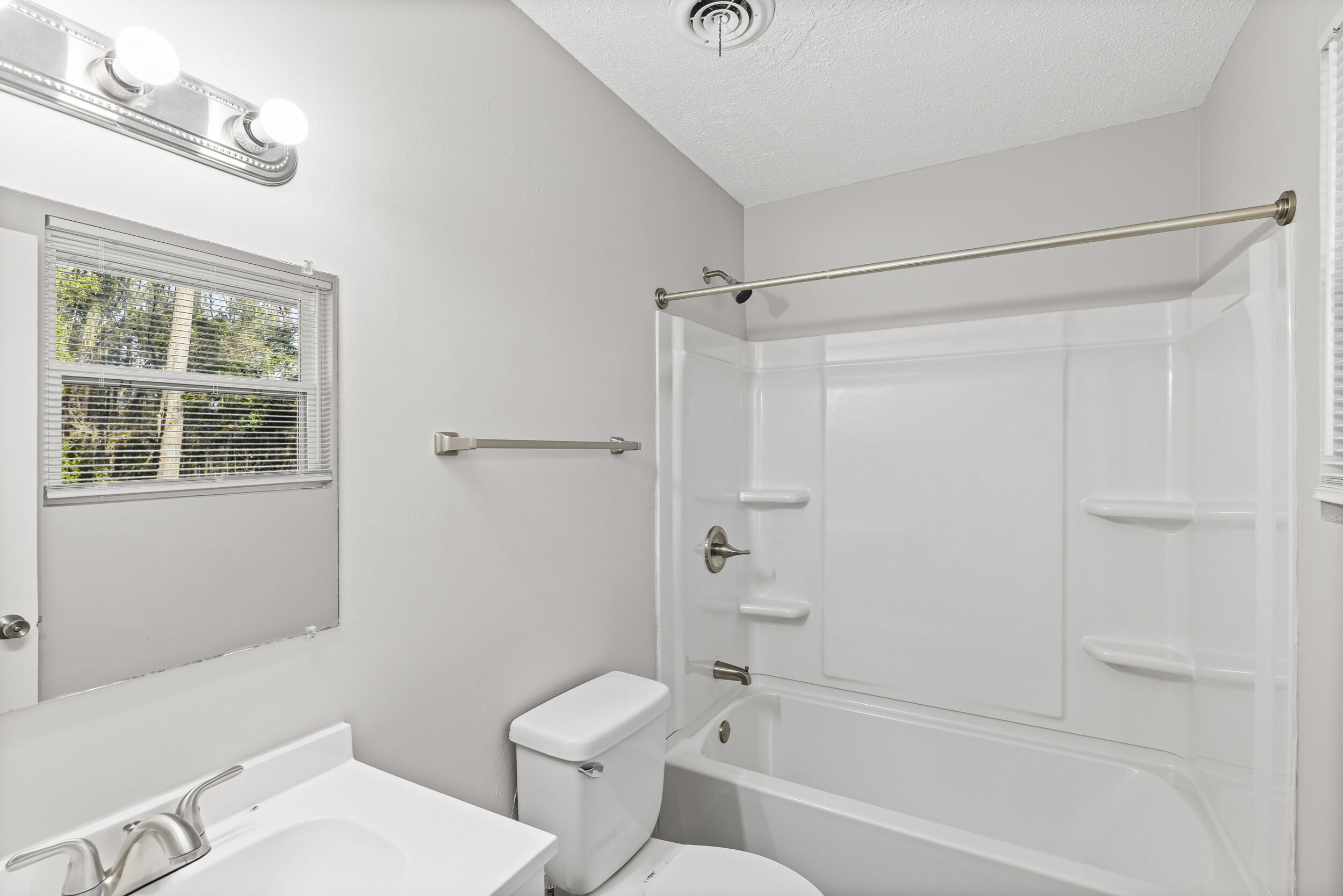 2633 Crosscreek Road Hephzibah, GA 30815 - Photo 17 of 28 2026-02-12_2633_crosscreek_rd-srm-19