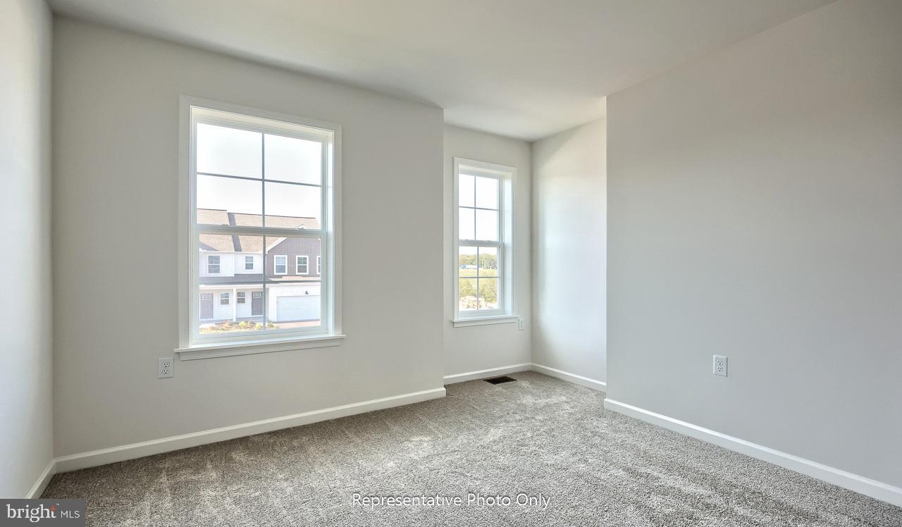 7855 Oakbrook Drive Harrisburg, PA 17112 - Photo 16 of 22 an empty room with windows
