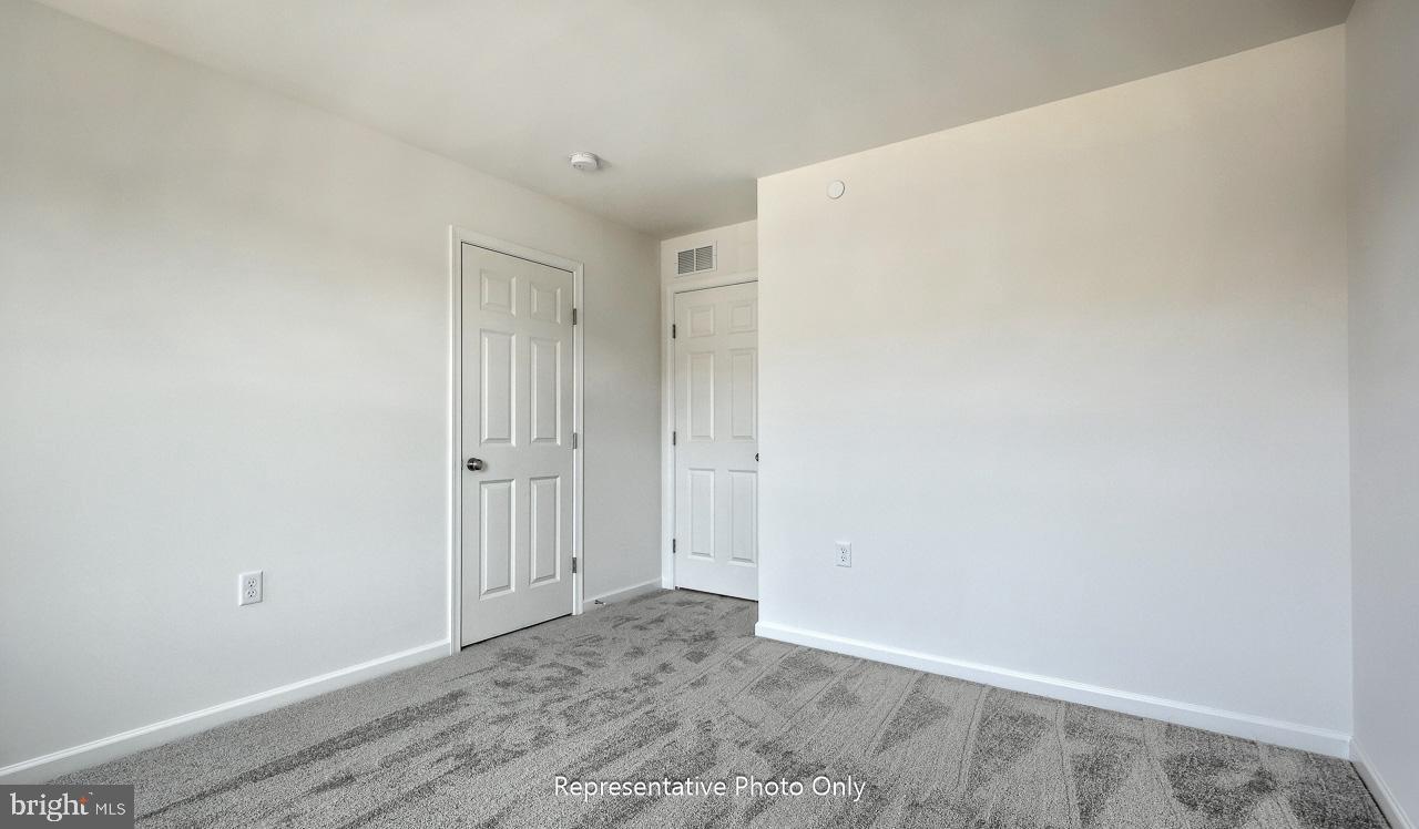 7855 Oakbrook Drive Harrisburg, PA 17112 - Photo 17 of 22 a view of an empty room