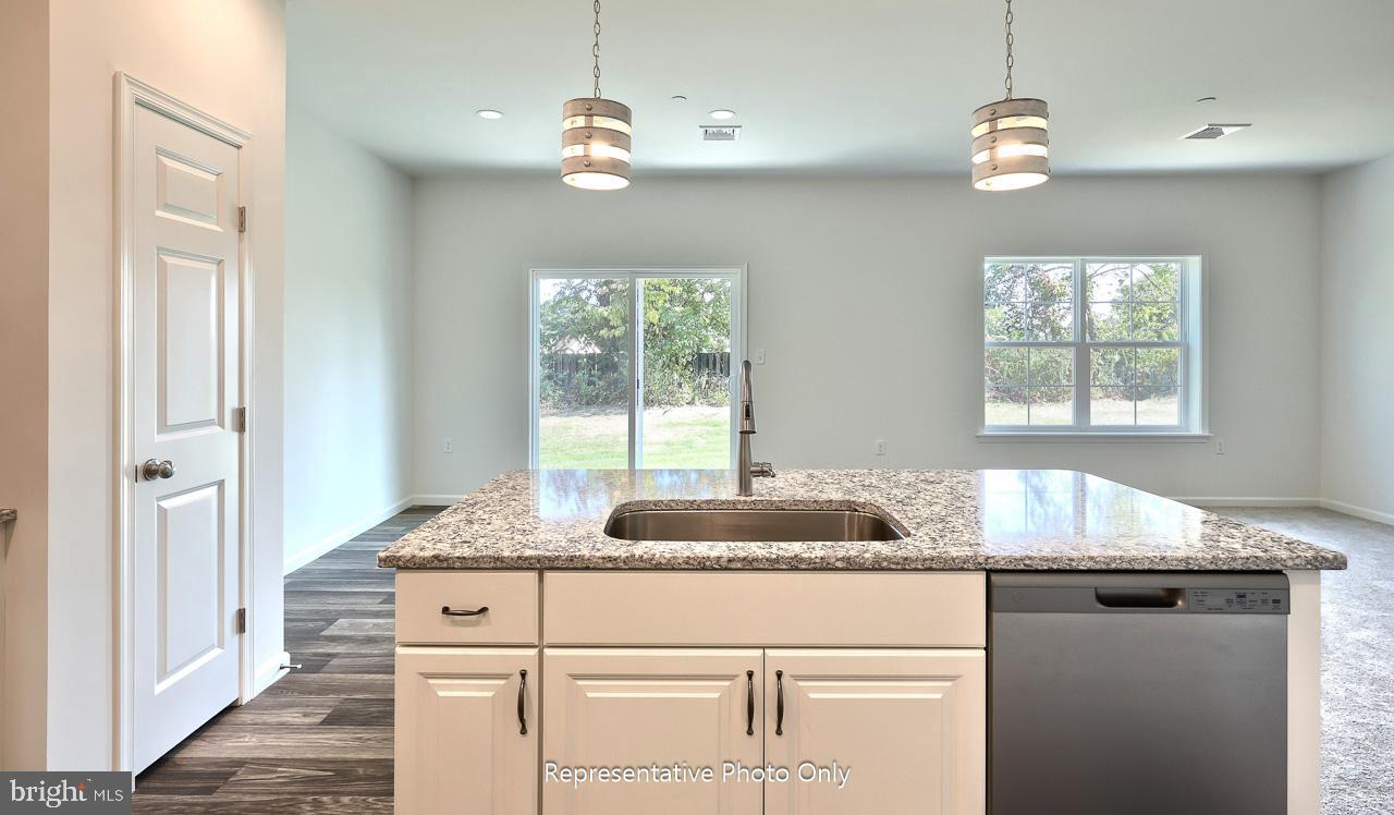 7855 Oakbrook Drive Harrisburg, PA 17112 - Photo 5 of 22 a bathroom with a granite countertop sink and a granite