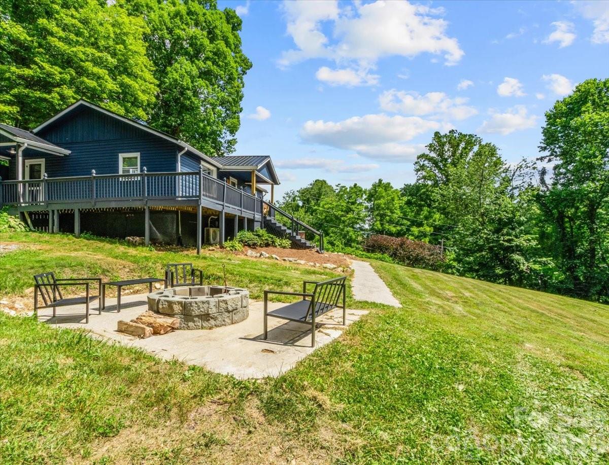 352 Jakes Branch Road Spruce Pine, NC 28777 - Photo 29 of 31