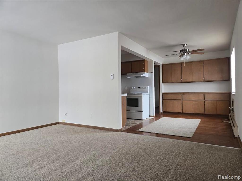 20231 Kelly Road, Unit 2 Harper Woods, MI 48225 - Photo 3 of 12