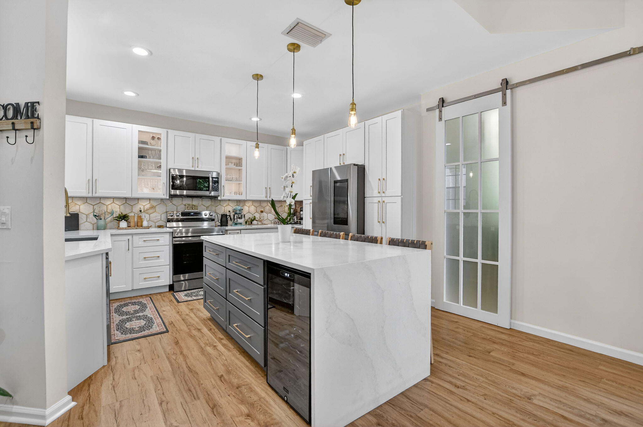 23451 Water Circle Boca Raton, FL 33486 - Photo 4 of 40 KITCHEN