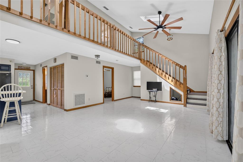 273 Neal Road Hawthorne, FL 32640 - Photo 6 of 32
