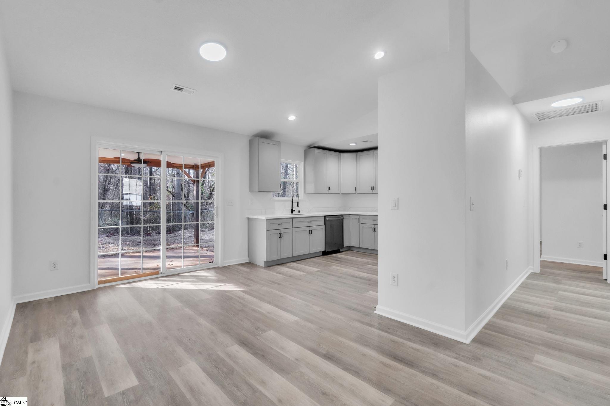 196 Walcott Drive Lyman, SC 29365 - Photo 23 of 42