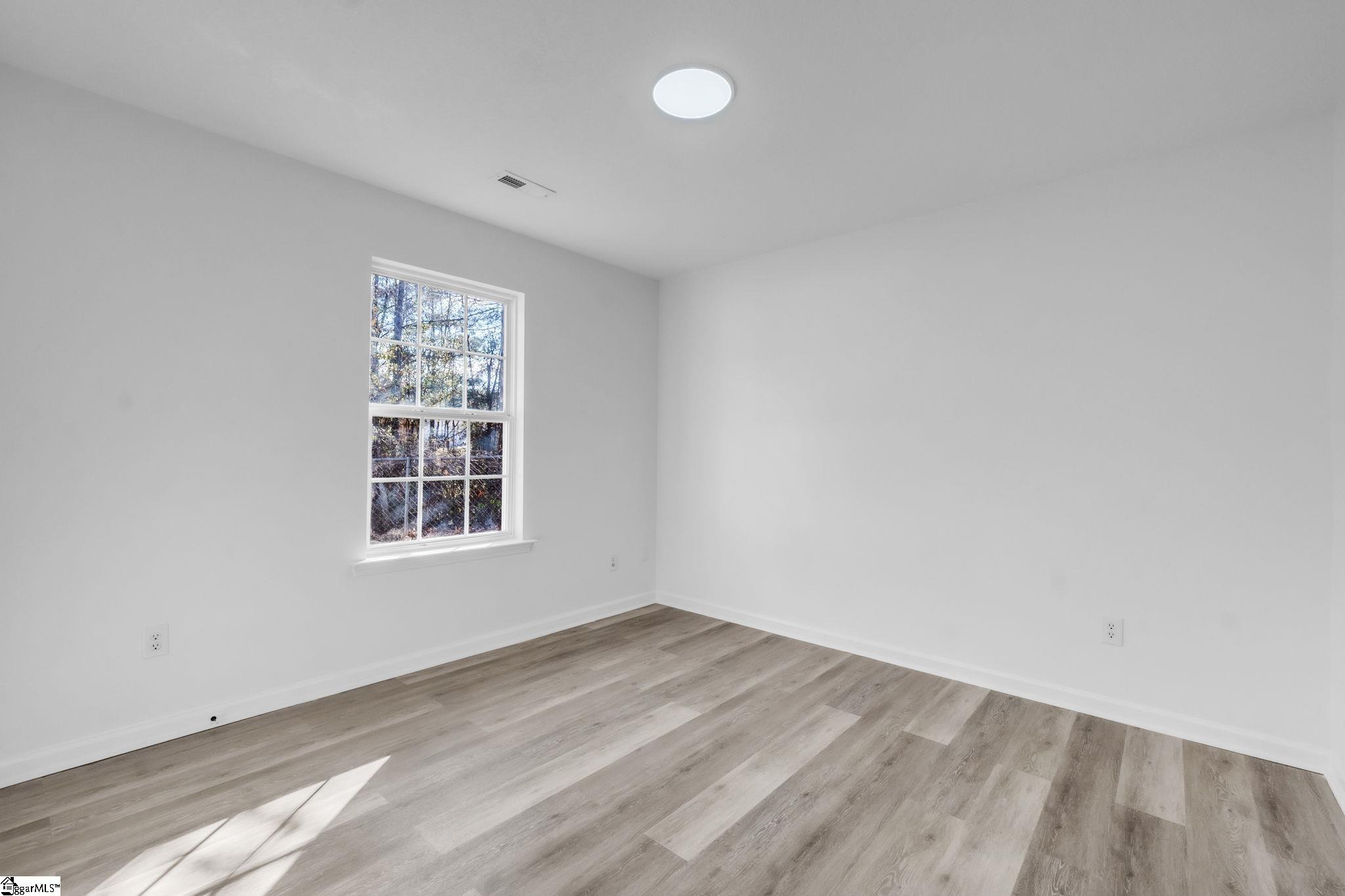 196 Walcott Drive Lyman, SC 29365 - Photo 10 of 42