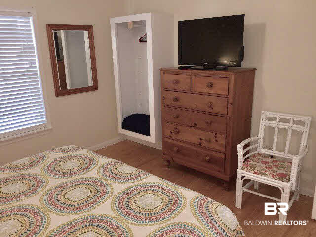 8749 Pompano Way Gulf Shores, AL 36542 - Photo 20 of 45 limited view, but does have private bath
