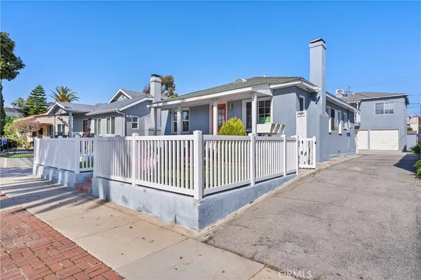$3,450 | 3124 Helms Avenue, Los Angeles, CA 90034