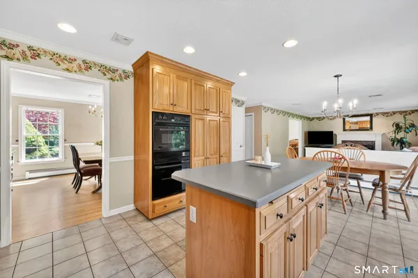 $710,000 | 75 Spinners Run, South Windsor, CT 06074