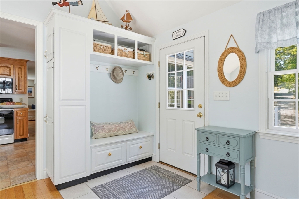 87 Franklin Road Norwell, MA 02061 - Photo 3 of 41