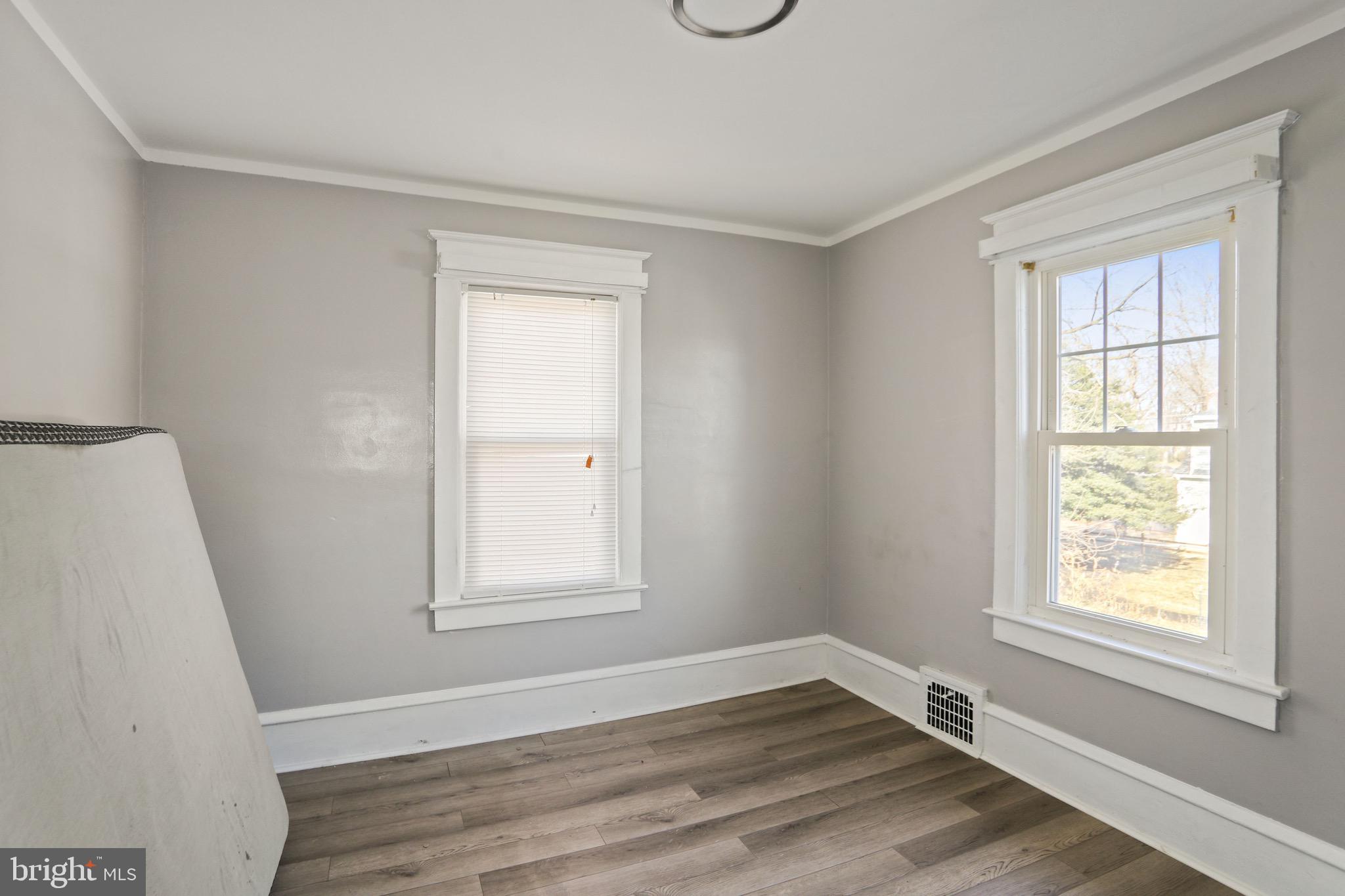 2216 Cove Road Pennsauken, NJ 08110 - Photo 11 of 21 Gallery Image 11