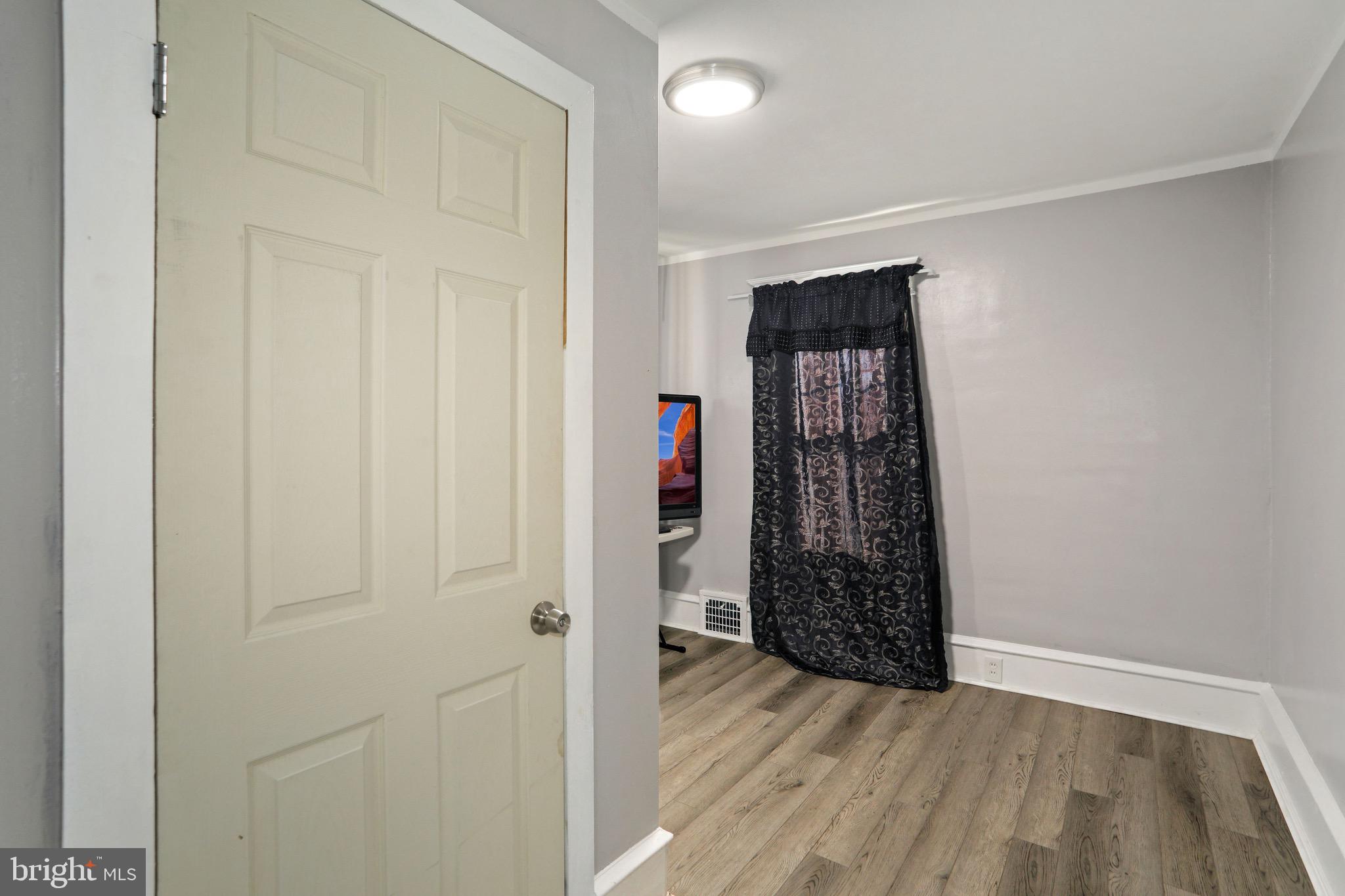 2216 Cove Road Pennsauken, NJ 08110 - Photo 17 of 21 Gallery Image 17