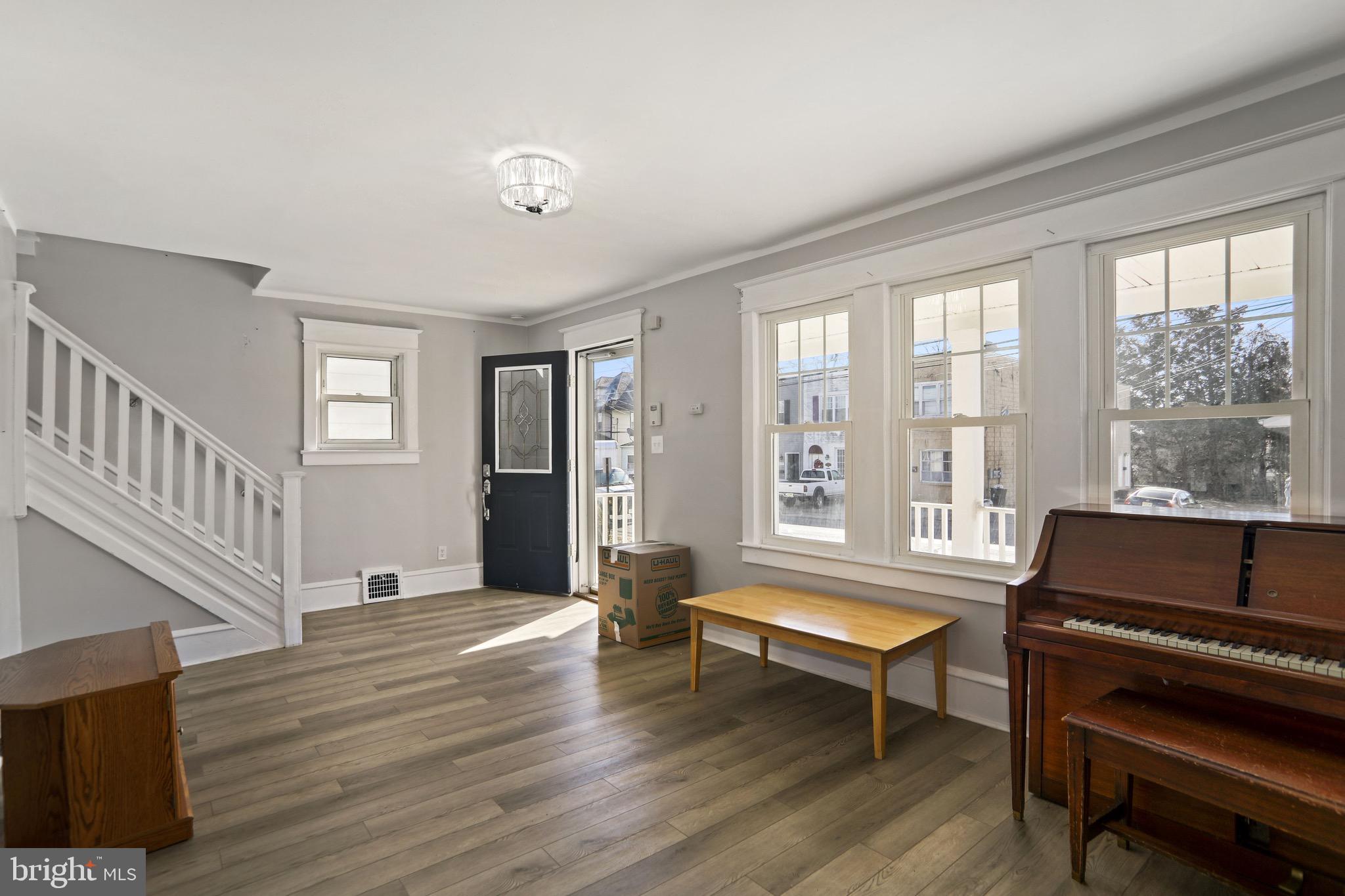 2216 Cove Road Pennsauken, NJ 08110 - Photo 5 of 21 Gallery Image 5