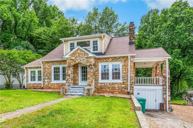 $224,900 | 335 North Bridge Street, Jonesville, NC 28642