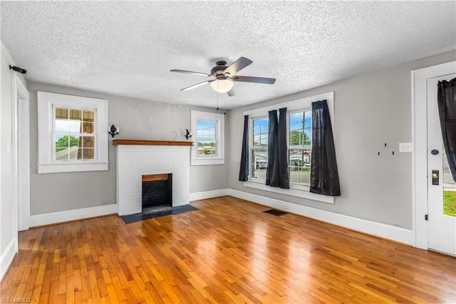 $224,900 | 335 North Bridge Street, Jonesville, NC 28642