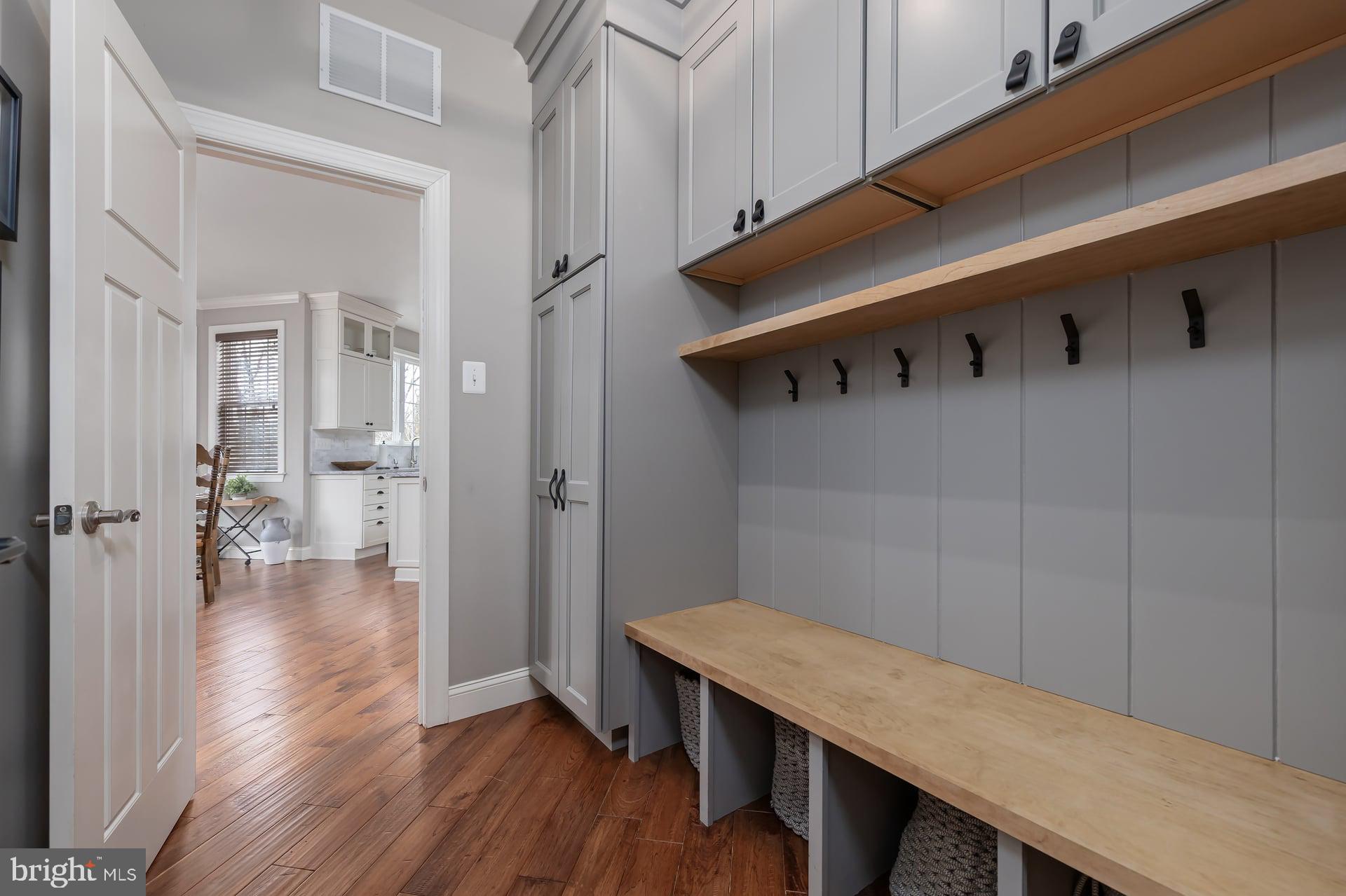 808 Derius Drive Mickleton, NJ 08056 - Photo 45 of 73 Stylish entryway with modern charm.