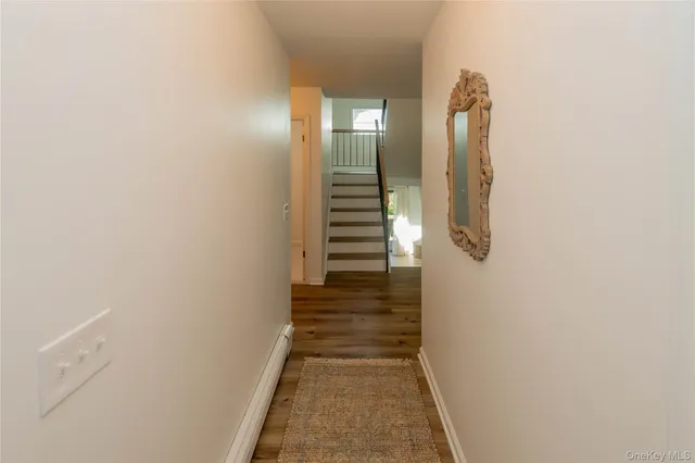 $428,900 | 35 Bayberry Circle, Fishkill, NY 12524