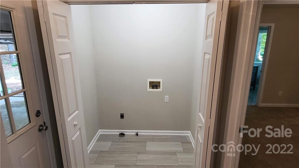 4324 Dye Road Edgemoor, SC 29712 - Photo 15 of 33 a view of a door