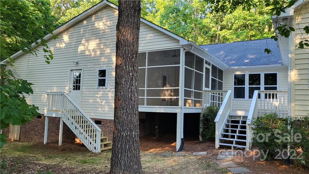 4324 Dye Road Edgemoor, SC 29712 - Photo 25 of 33 a front view of a house with a yard