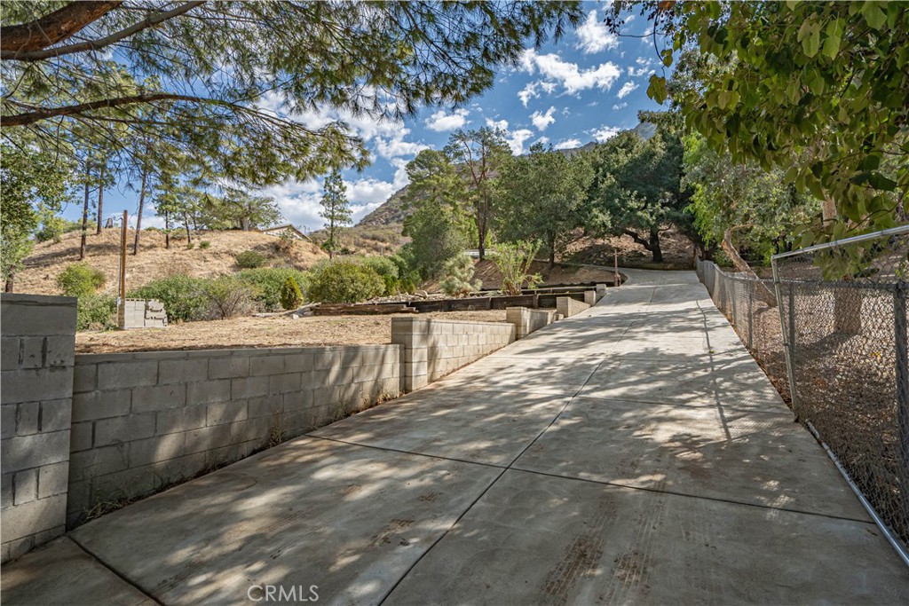 4134 Big Tujunga Canyon Road Tujunga, CA 91042 - Photo 33 of 44 a view of a balcony with trees