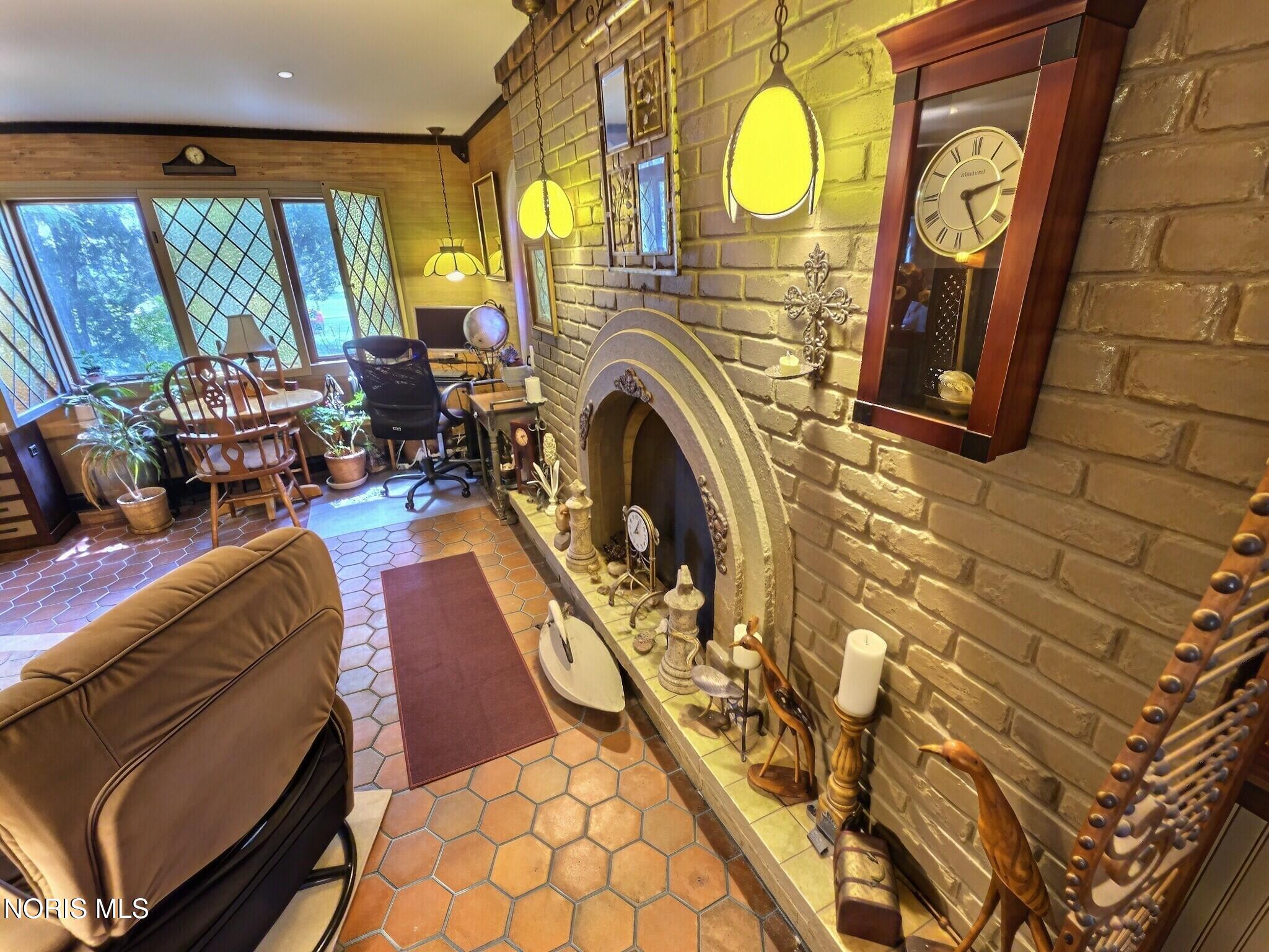 2303 Bahiamar Road Toledo, OH 43611 - Photo 35 of 65 Gallery Image 35