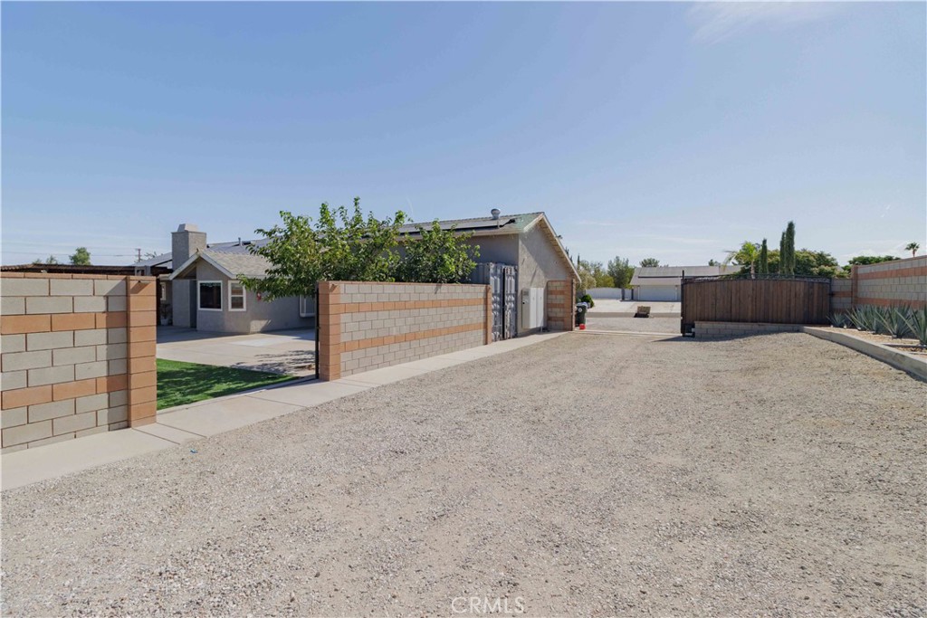 12040 Jade Road Victorville, CA 92392 - Photo 45 of 74 Gallery Image 45