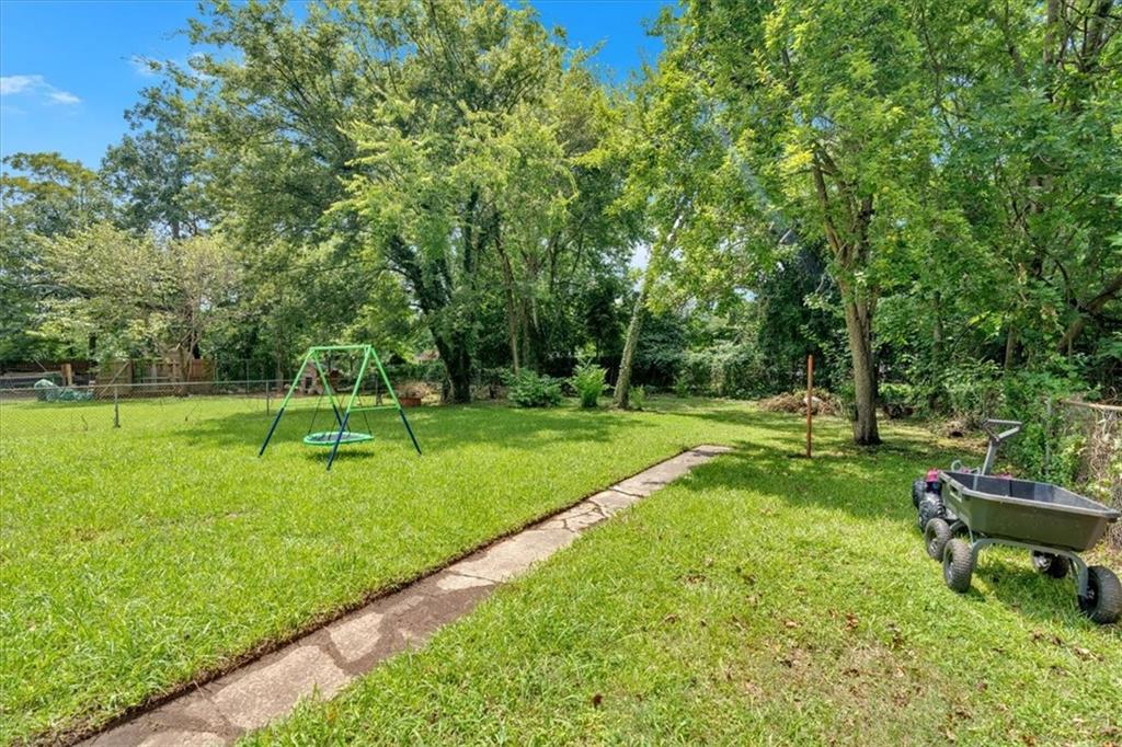 8 South Hughes Street Rome, GA 30165 - Photo 22 of 28 a view of a park with trees