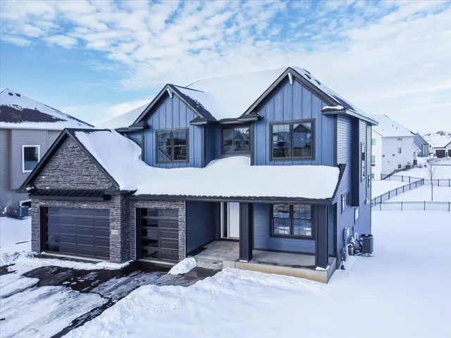 $849,900 | 19789 Henley Lane, Lakeville, MN 55044