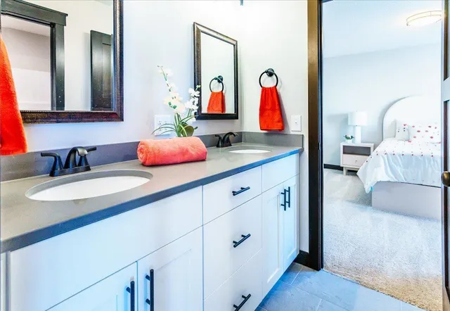 $849,900 | 19789 Henley Lane, Lakeville, MN 55044