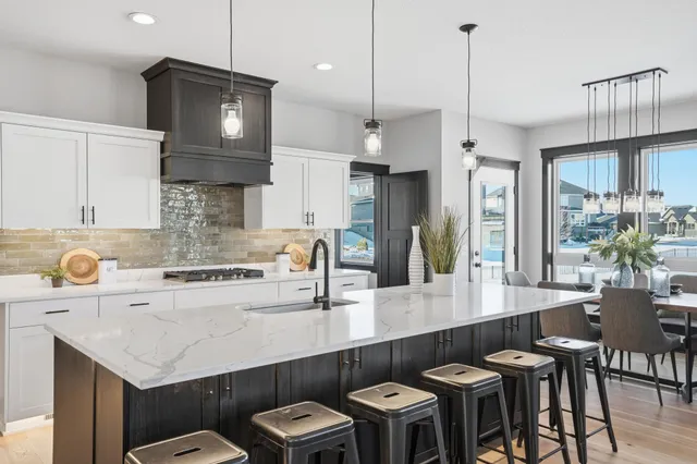 $849,900 | 19789 Henley Lane, Lakeville, MN 55044