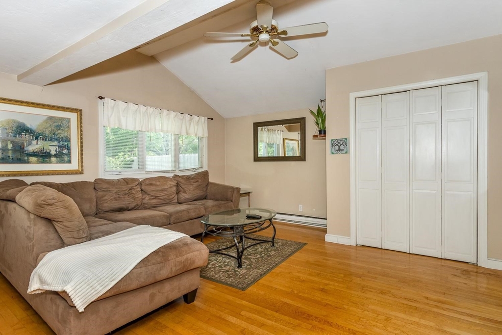 22 Middlesex Road Sharon, MA 02067 - Photo 4 of 21