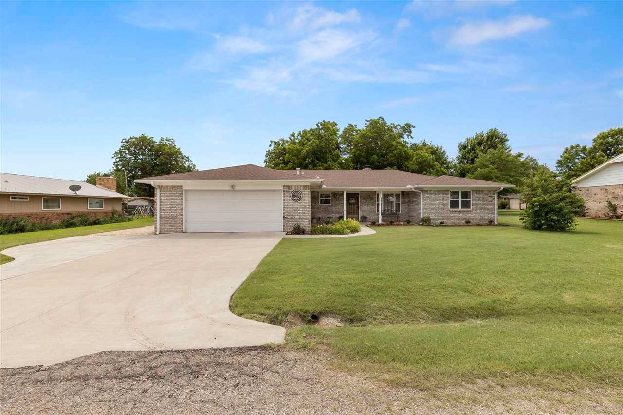 1913 Ridgecrest Perry, OK 73077 - Photo 48 of 50 Gallery Image 48