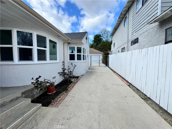 $4,900 | 4235 Colbath Avenue, Sherman Oaks, CA 91423