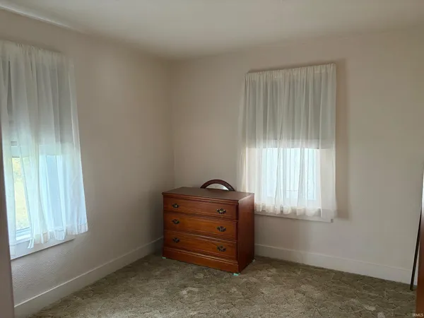 $124,900 | 205 Maple Street, Mount Summit, IN 47362