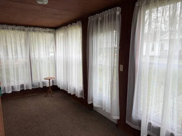 $124,900 | 205 Maple Street, Mount Summit, IN 47362
